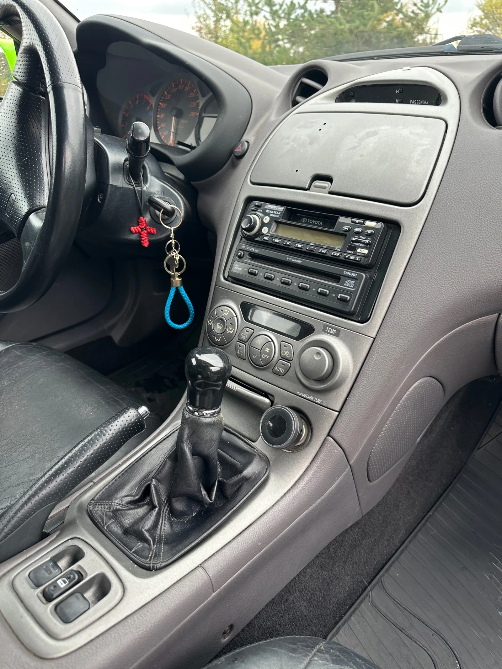 Toyota Celica 1.8VVTI - изображение 8