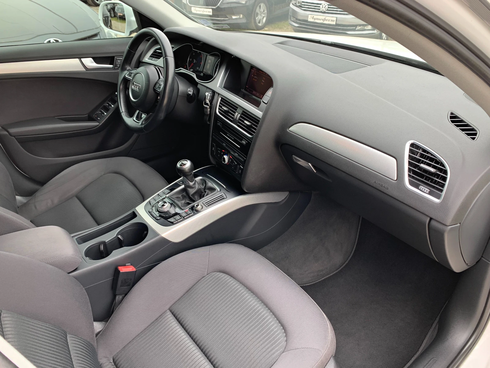 Audi A4 2.0TDI FACELIFT ���� ��-������ | Mobile.bg � ����������� 8