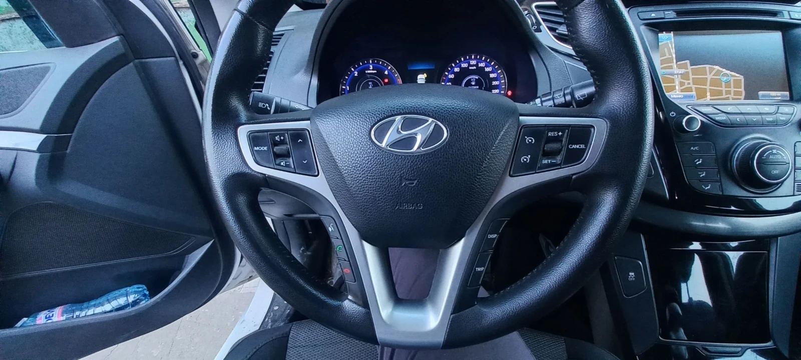 Hyundai I40, снимка 8 - Автомобили и джипове - 53739229