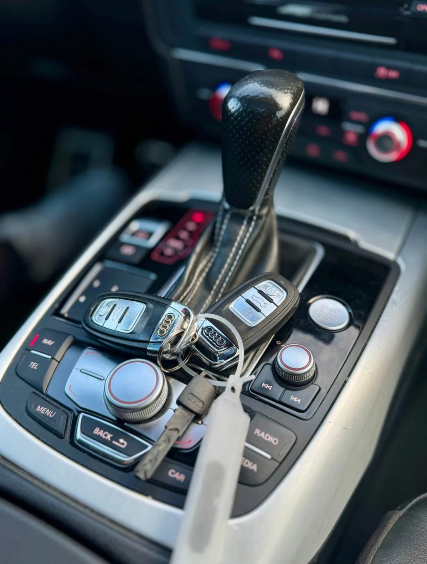 Audi A6 Audi A6 3.0TDI-QUATTRO / 3X S-LINE , снимка 8 - Автомобили и джипове - 53775717