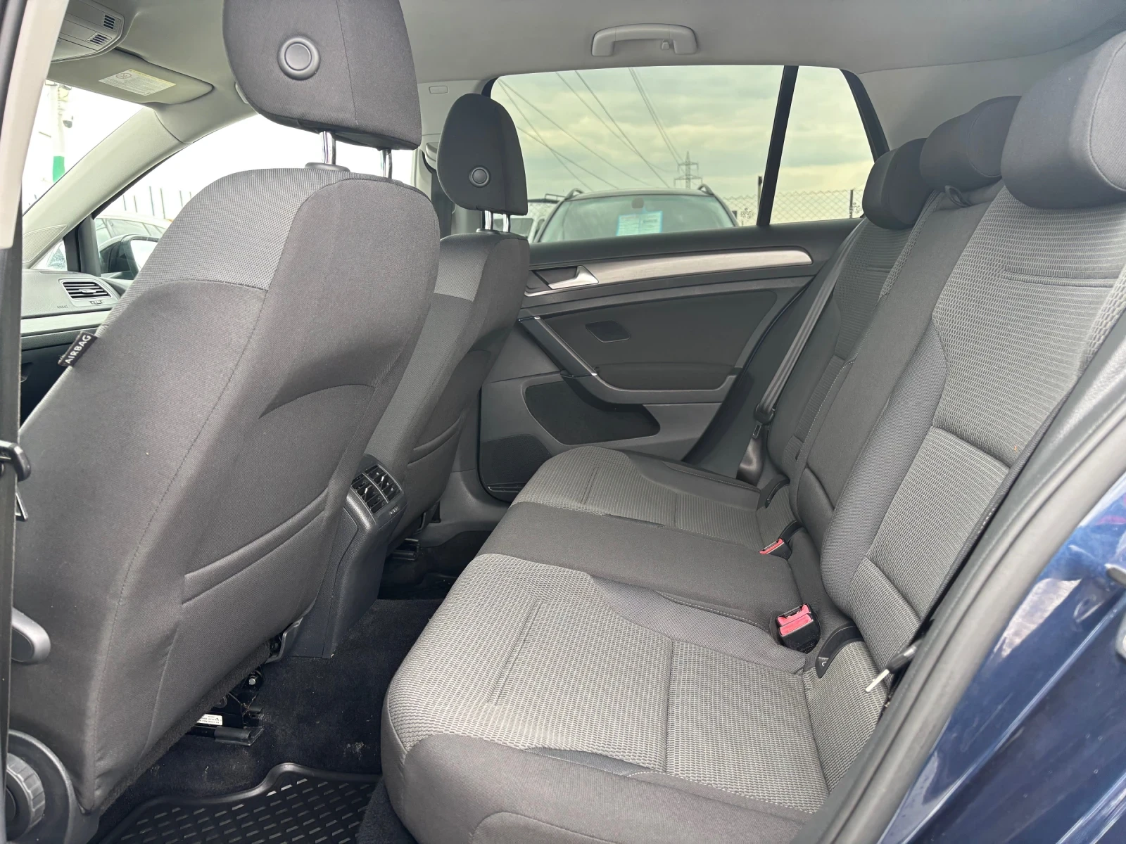 VW Golf 2.0 TDI 150к.с 6ск, снимка 10 - Автомобили и джипове - 53915770