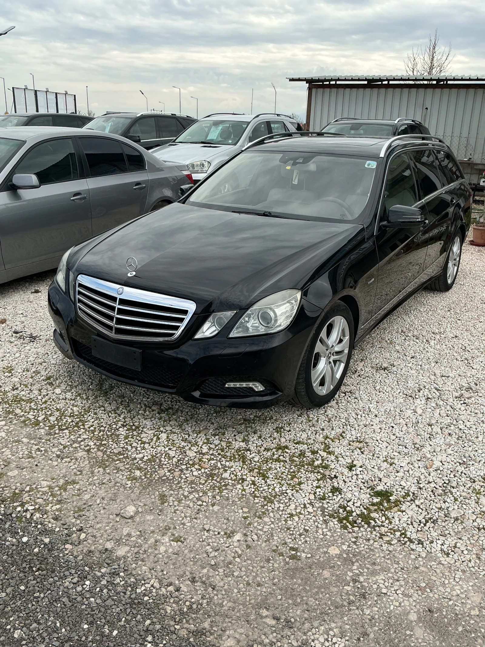 Mercedes-Benz E 250 CDI, снимка 2 - Автомобили и джипове - 54042243