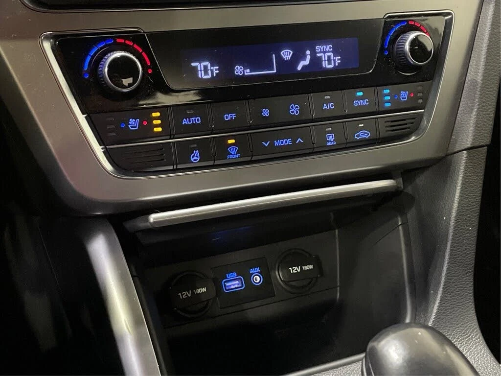 Hyundai Sonata 2.0T* Ultimate* АвтоКредит* (ЦЕНА ДО БГ), снимка 11 - Автомобили и джипове - 54205320