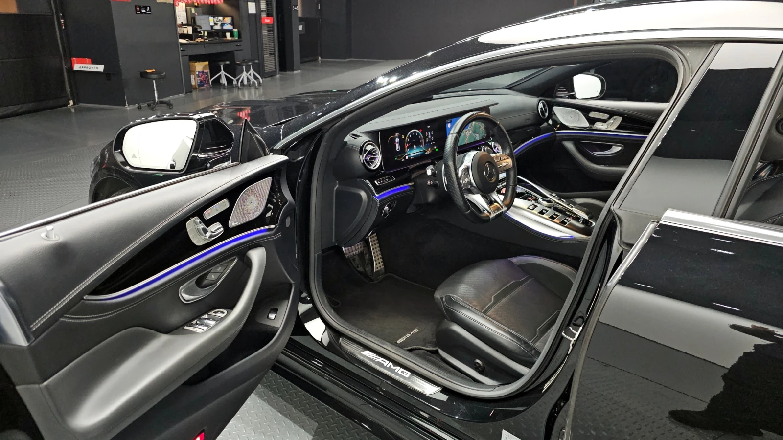 Mercedes-Benz GT 2020* 360* ОБДУХ* ДИСТРОНИК* AMBIENT* КРАЙНА ЦЕНА, снимка 8 - Автомобили и джипове - 54573002