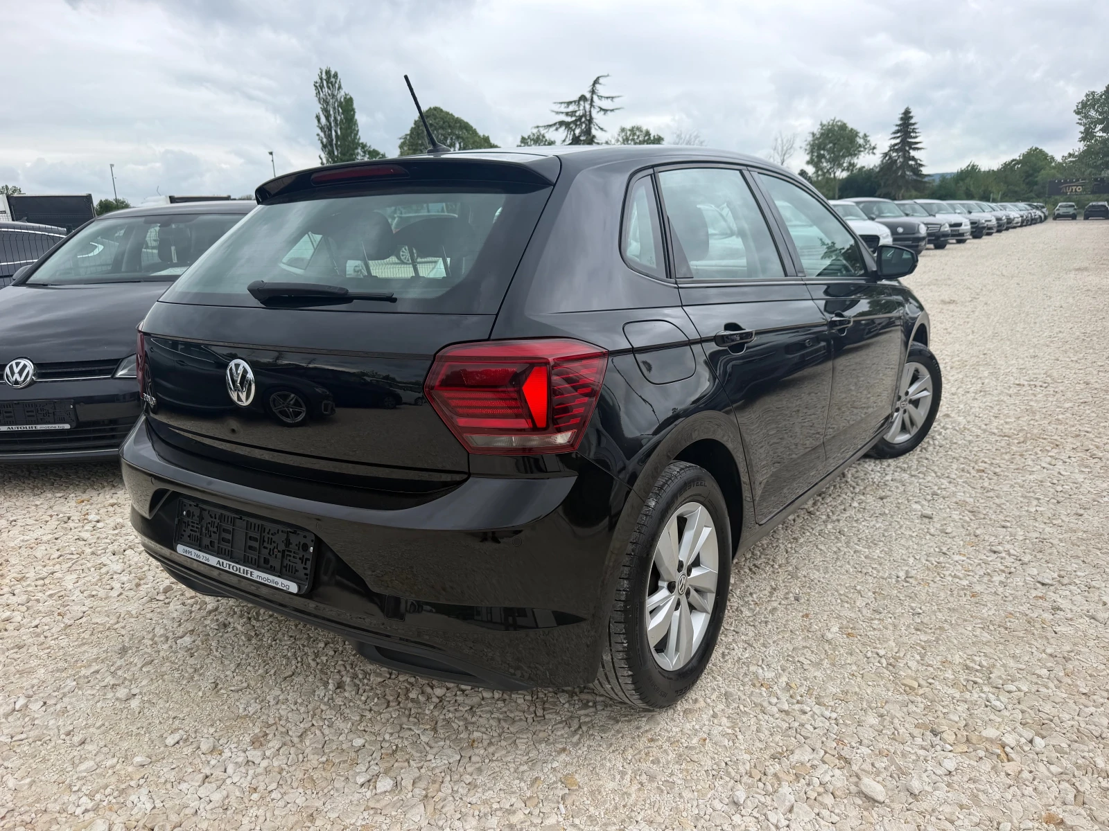 VW Polo 1.6 TDI HIGHLINE DSG NAVI CAR PLAY ANDROID AUTO, снимка 2 - Автомобили и джипове - 54632355
