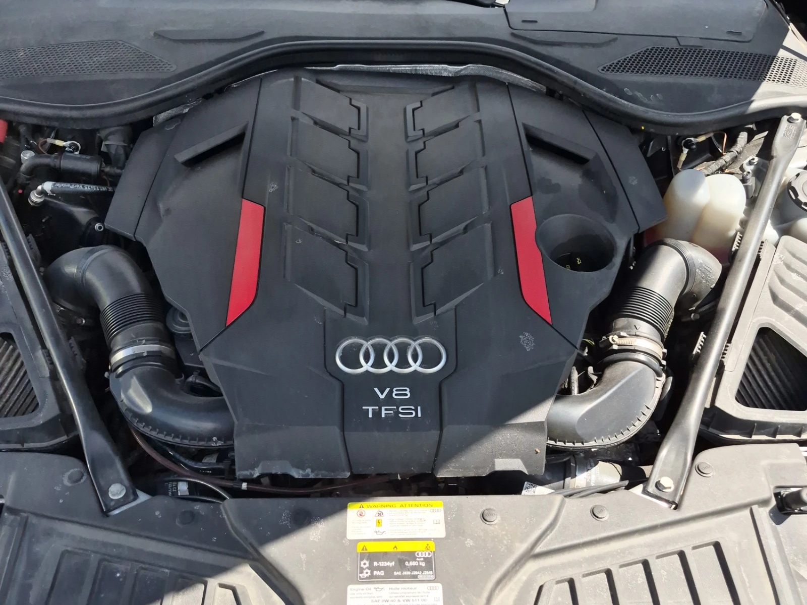 Audi S8 L * ОБДУХВАНЕ * МАСАЖИ * Blind Spot * CARFAX * , снимка 8 - Автомобили и джипове - 54756238