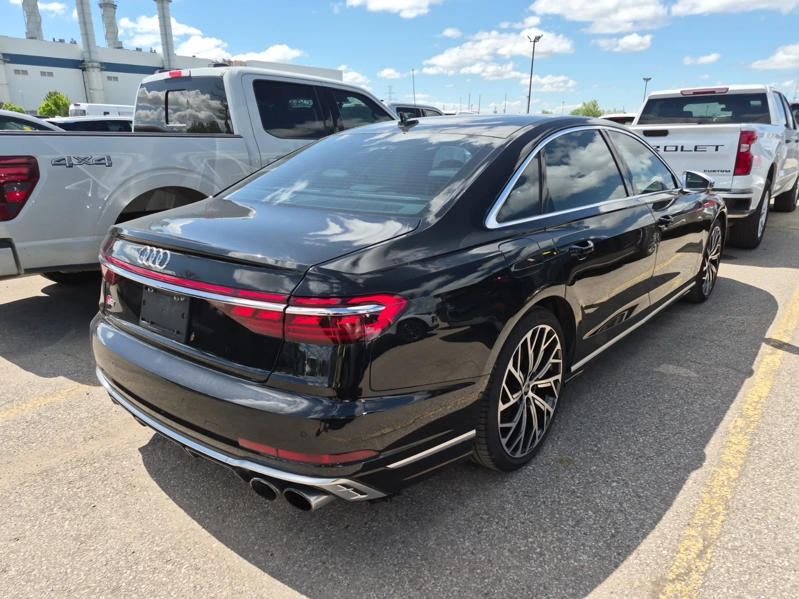 Audi S8 L * ОБДУХВАНЕ * МАСАЖИ * Blind Spot * CARFAX * , снимка 3 - Автомобили и джипове - 54756238