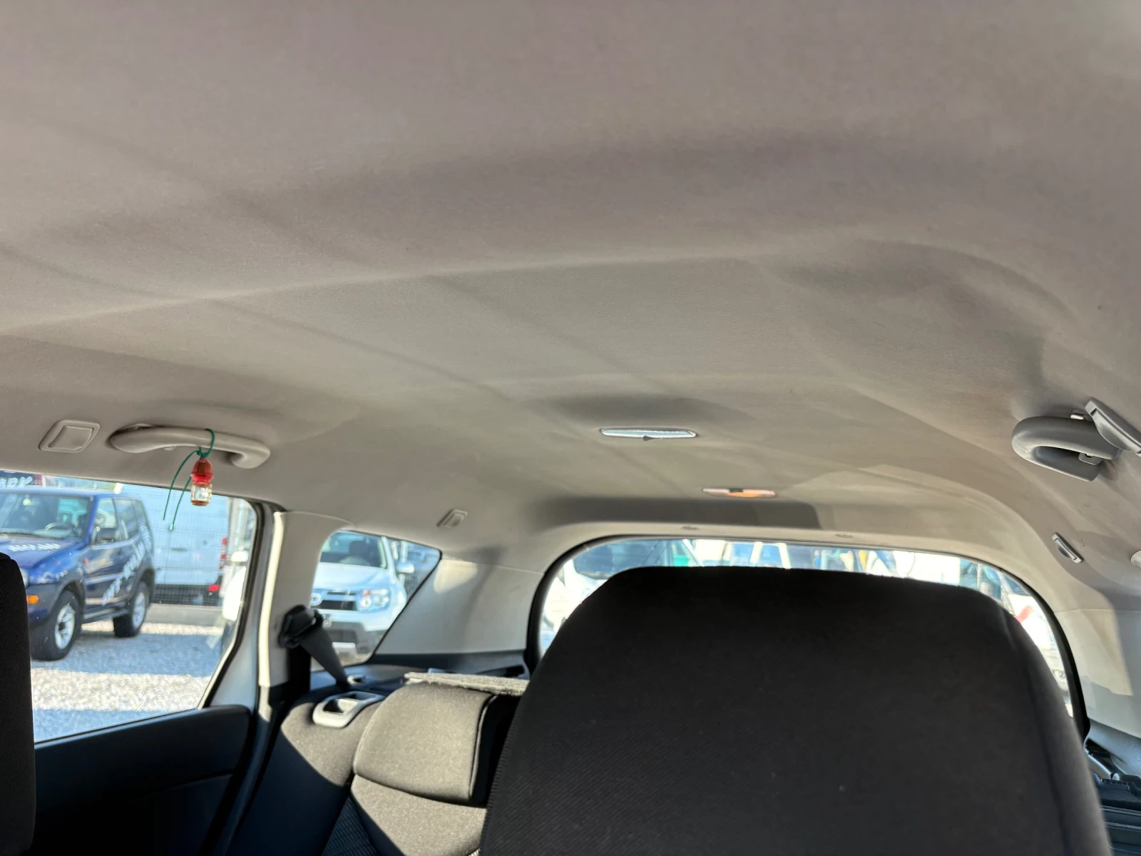 Peugeot 308 1.6 HDI, снимка 7 - Автомобили и джипове - 54961892