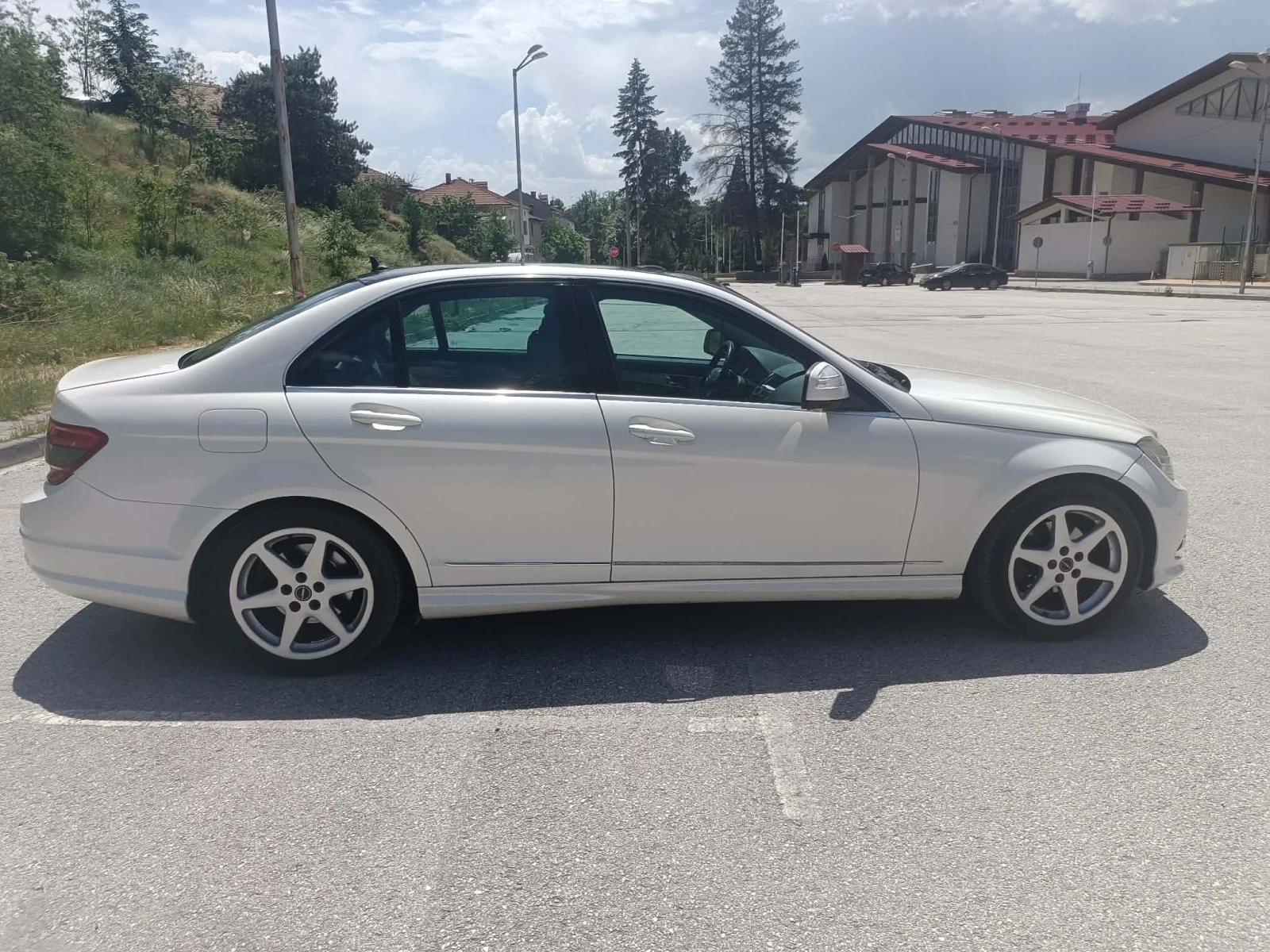 Mercedes-Benz C 220, снимка 7 - Автомобили и джипове - 55531439
