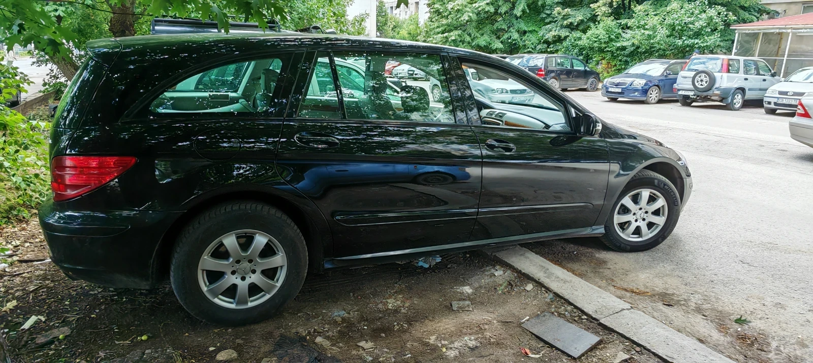 Mercedes-Benz R 320 320 CDI   4 MATIC LANG Бартер, снимка 3 - Автомобили и джипове - 55164308