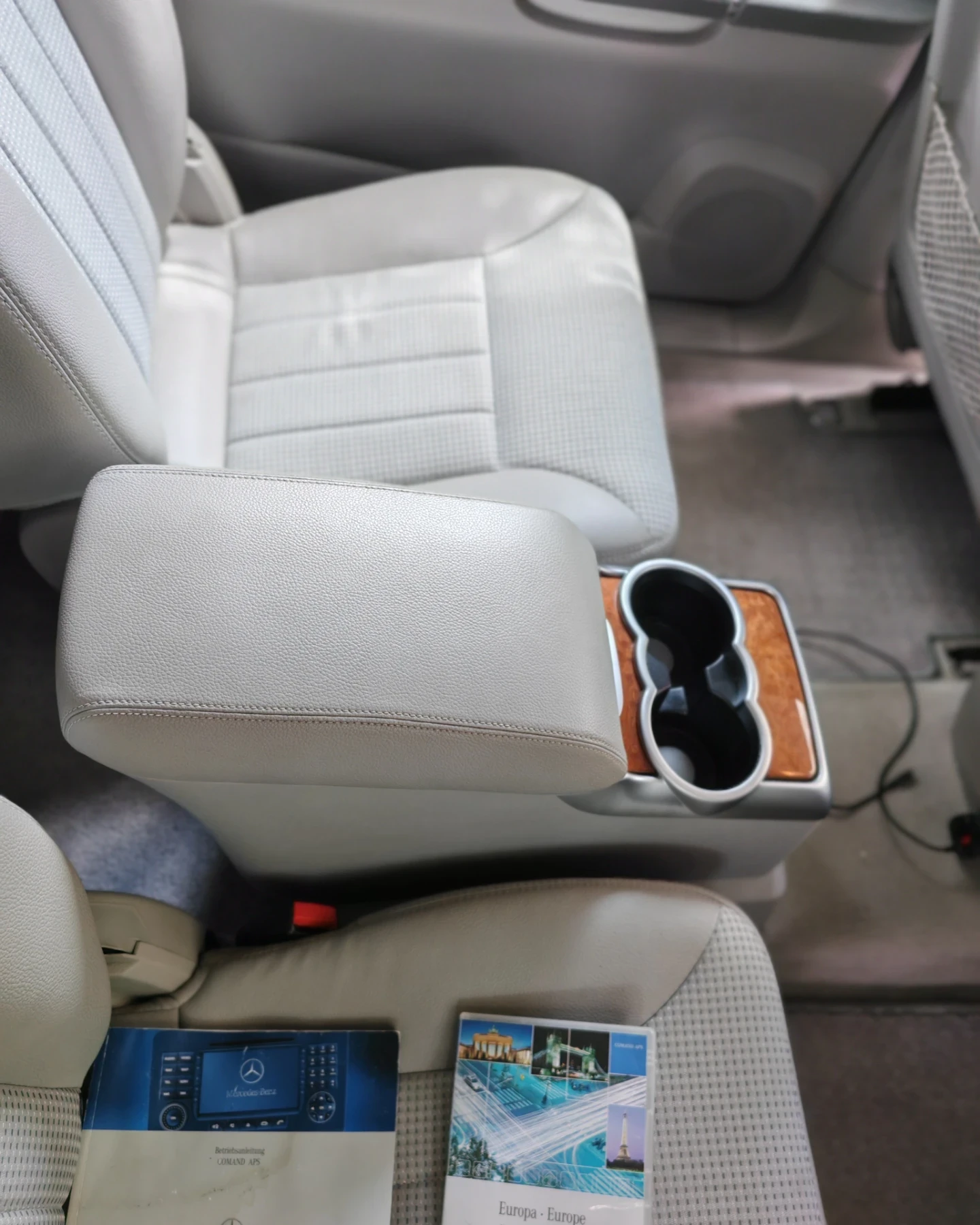 Mercedes-Benz R 320 320 CDI   4 MATIC LANG Бартер, снимка 9 - Автомобили и джипове - 55164308
