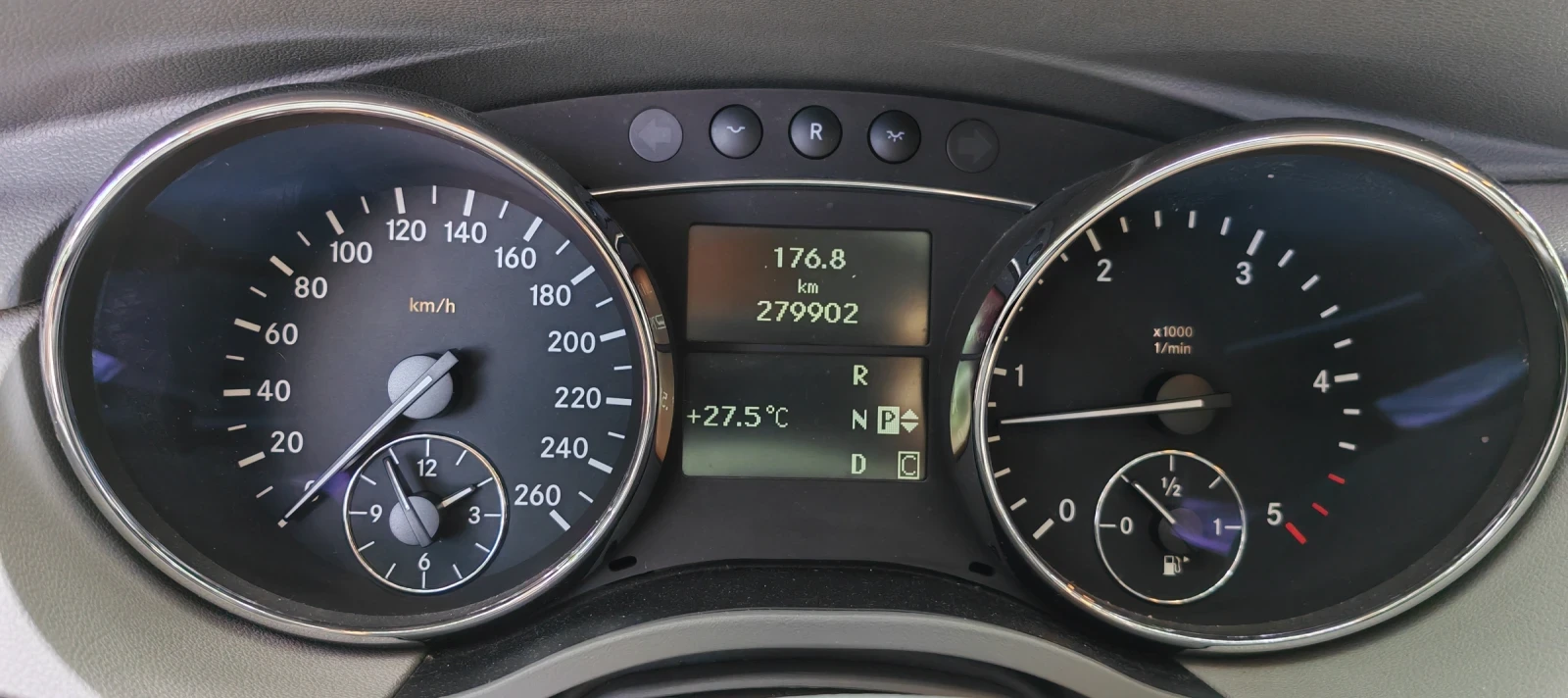 Mercedes-Benz R 320 320 CDI   4 MATIC LANG Бартер, снимка 15 - Автомобили и джипове - 55164308