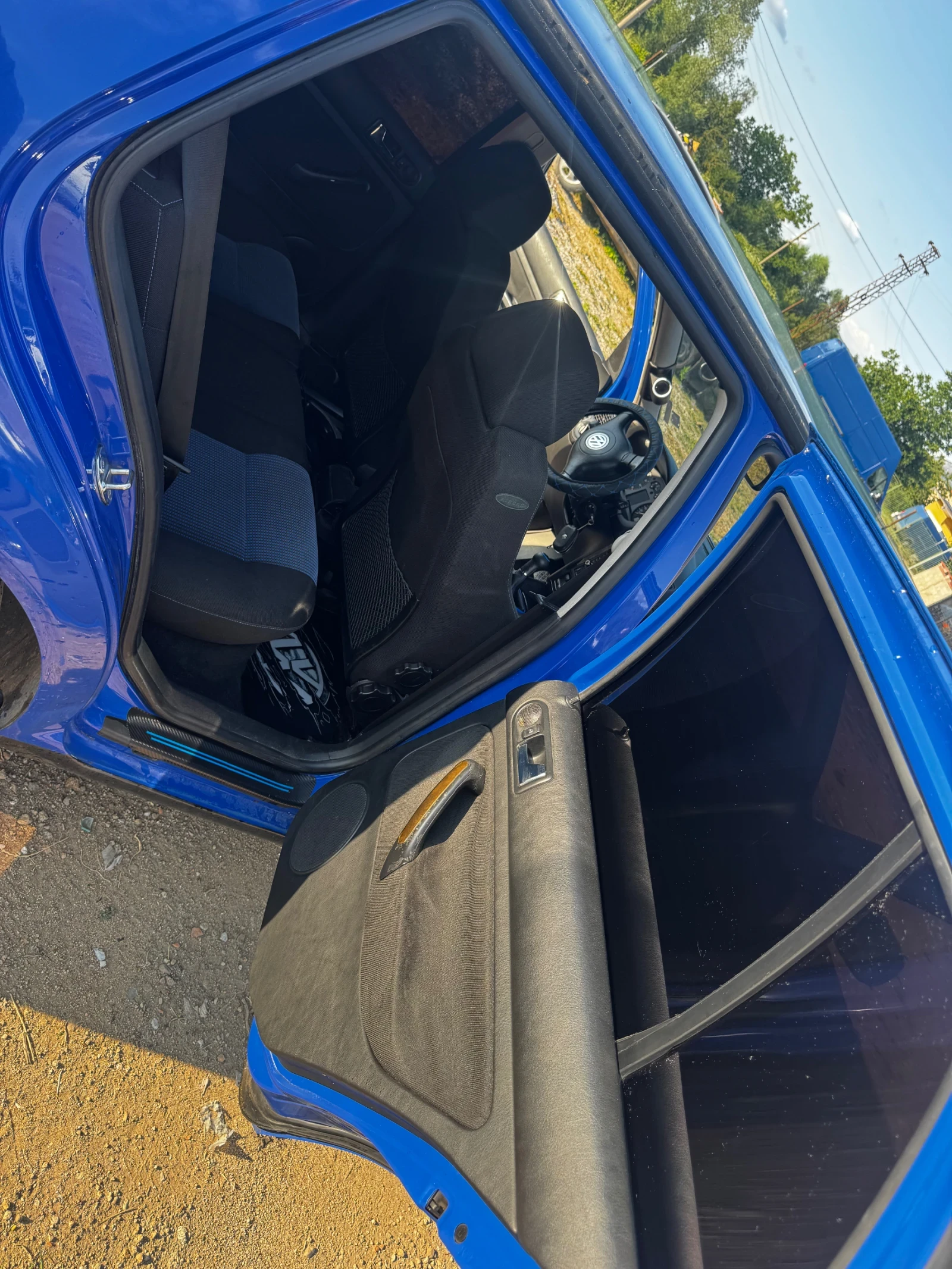 VW Golf Голф 1.8Т, снимка 9 - Автомобили и джипове - 55179017