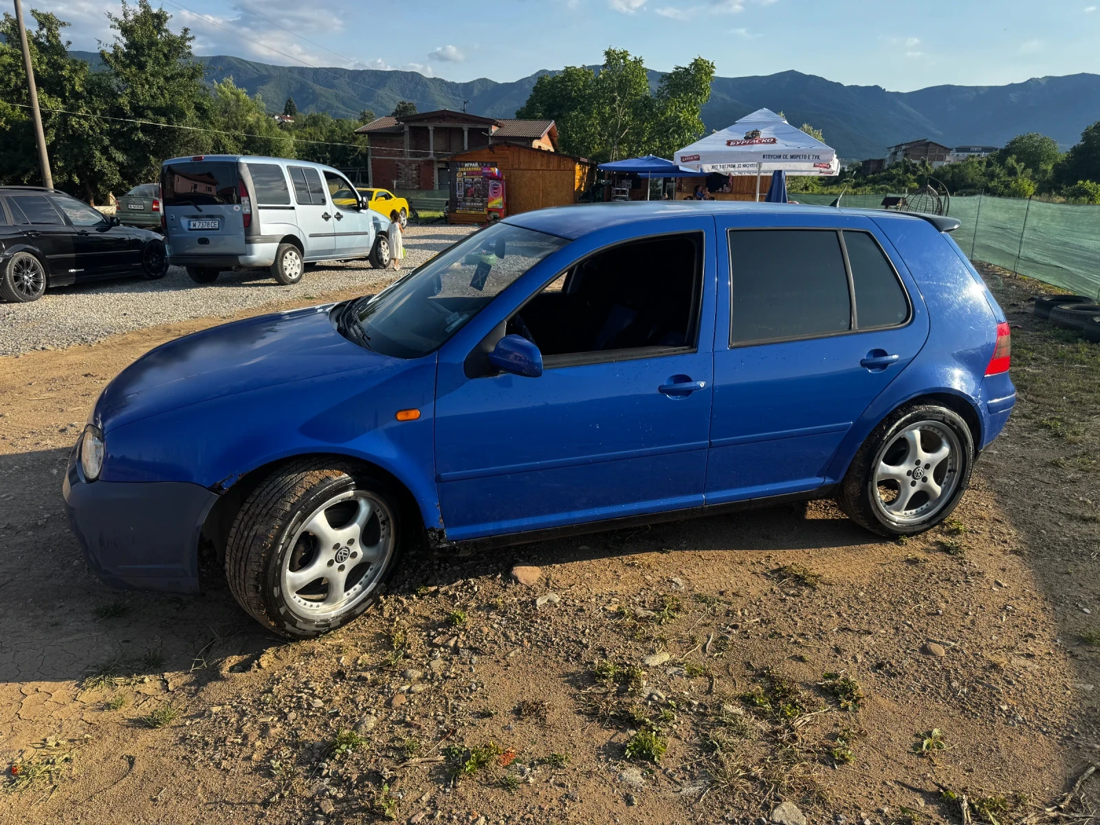 VW Golf Голф 1.8Т, снимка 2 - Автомобили и джипове - 55179017