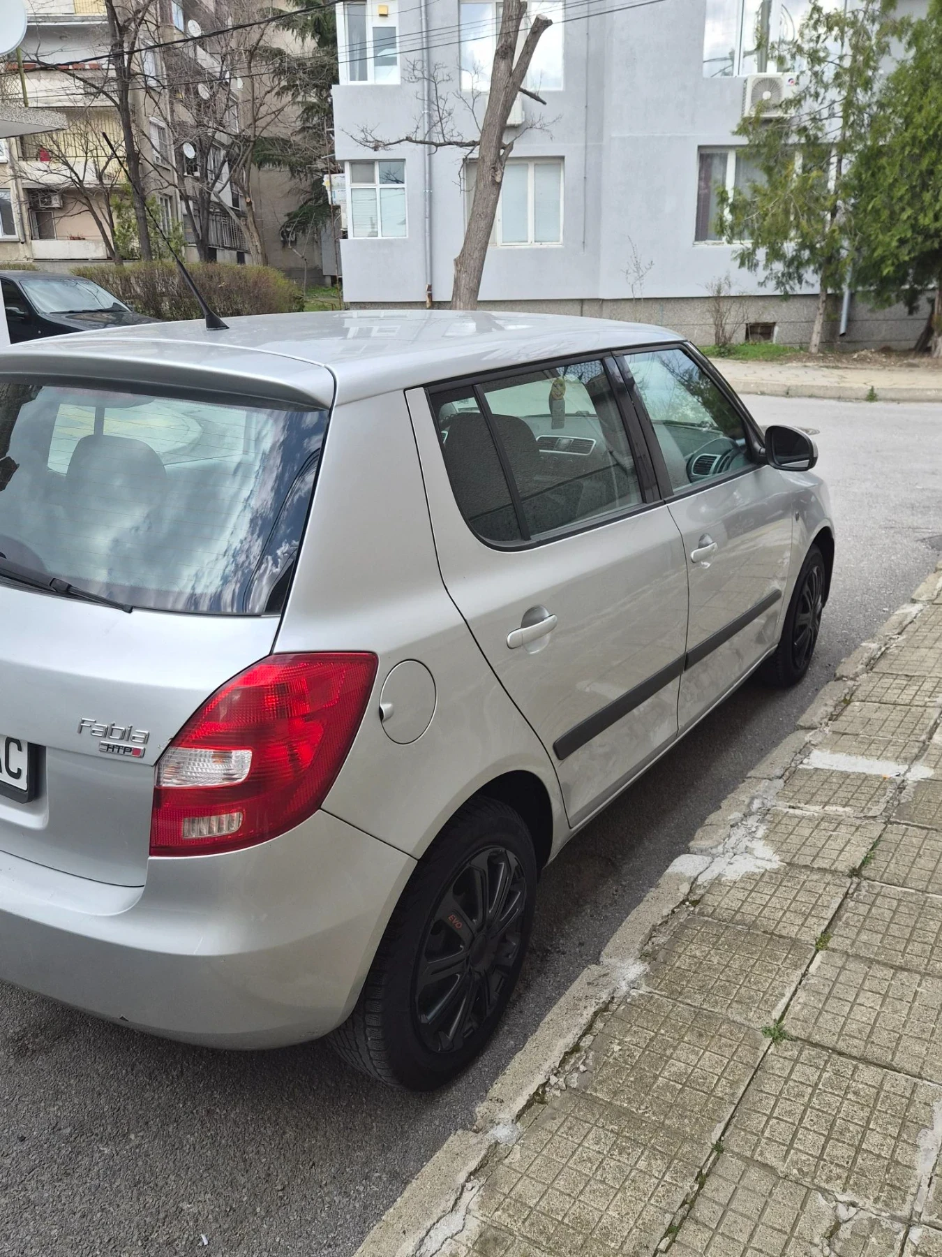 Skoda Fabia, снимка 7 - Автомобили и джипове - 56061467
