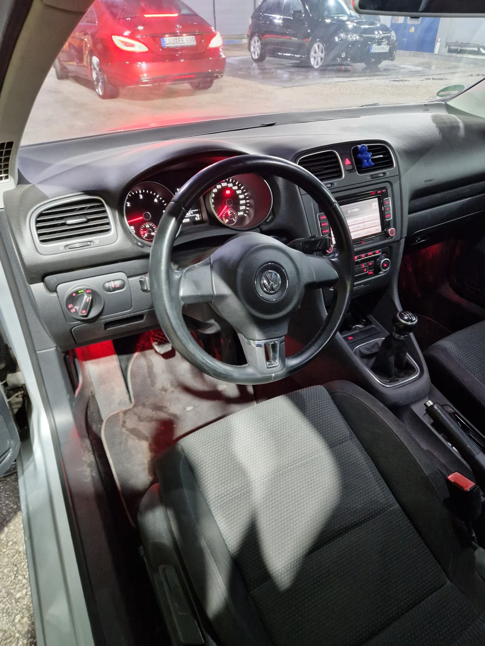 VW Golf, снимка 16 - Автомобили и джипове - 56167556