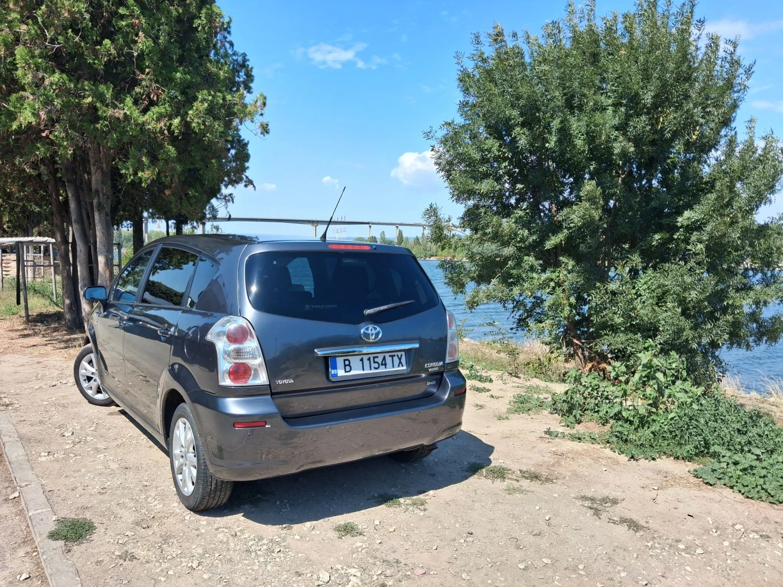 Toyota Corolla verso D4D, снимка 3 - Автомобили и джипове - 56219402