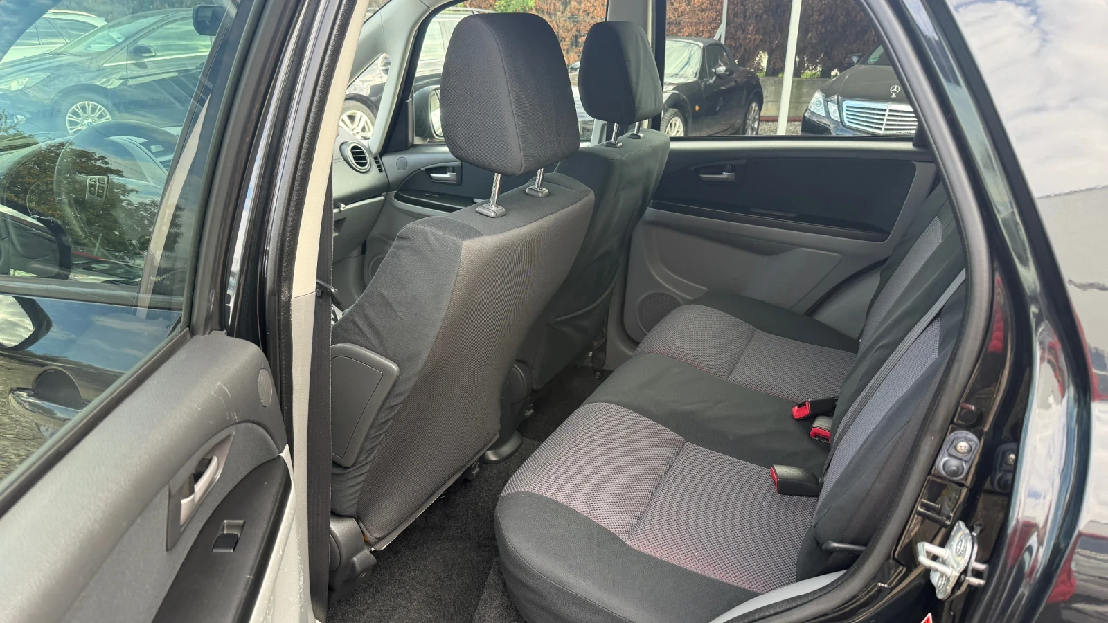 Suzuki SX4 1.9 D, снимка 7 - Автомобили и джипове - 56717032