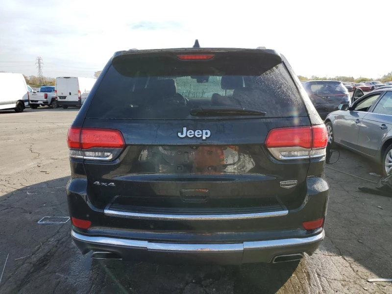 Jeep Grand cherokee 5.7 V8HEMI* SUMMIT* DISTRONIC* 8ZF* PANORAMA* 4X4*, снимка 5 - Автомобили и джипове - 49380773