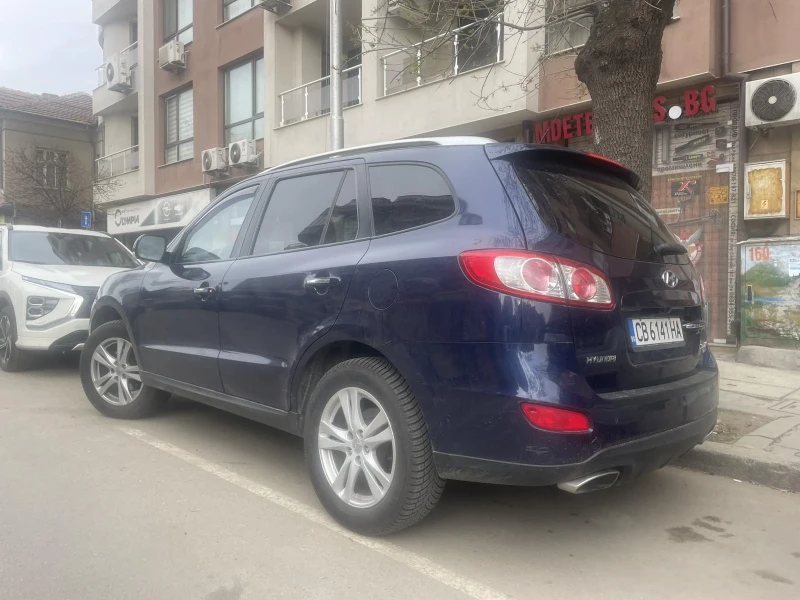 Hyundai Santa fe 2.4, снимка 3 - Автомобили и джипове - 49503355