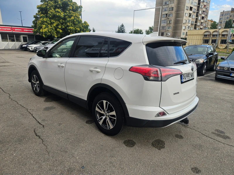 Toyota Rav4 2.0i (151hp) 4x4/AT/Dynamic/Гаранция!, снимка 3 - Автомобили и джипове - 51252582