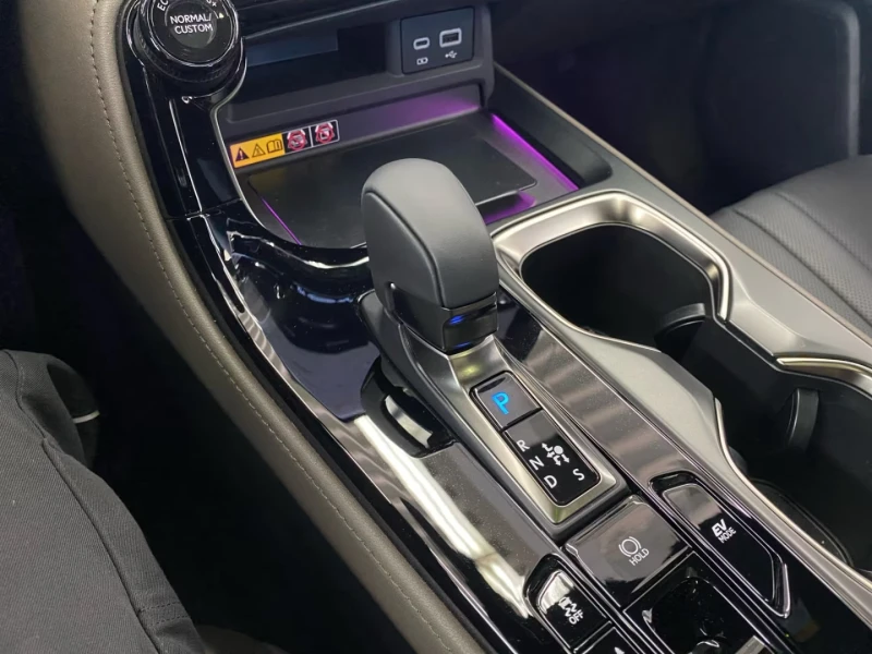 Lexus NX 350h OVERTRAIL/243HP/PANO/HUD/MARK L./360/LED/NAVI/471g, снимка 12 - Автомобили и джипове - 52148161