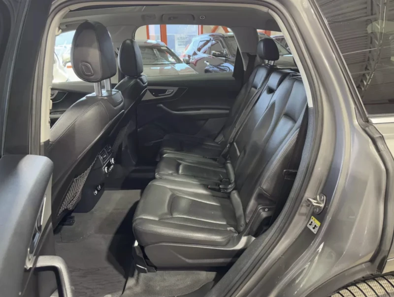 Audi Q7 АВТОКРЕДИТ, снимка 9 - Автомобили и джипове - 52749744