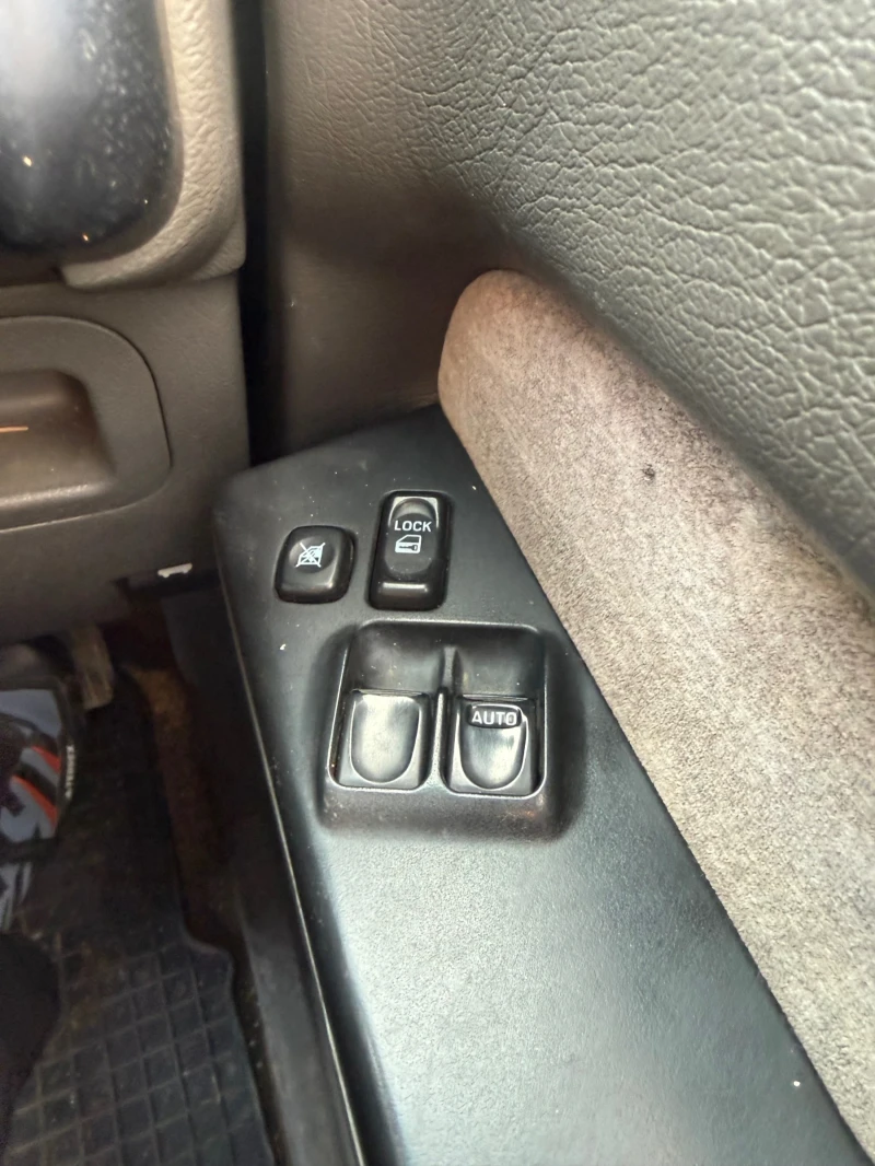 Isuzu Trooper 3.0, снимка 6 - Автомобили и джипове - 52711496