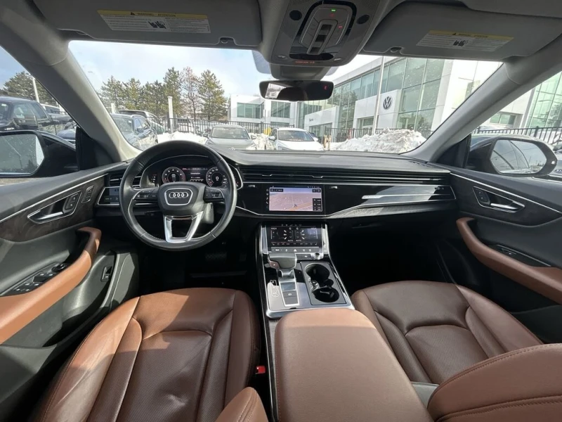 Audi Q8 3.0TFSI| 360| ПАНО| ОБДУХВАНЕ, снимка 8 - Автомобили и джипове - 53495198