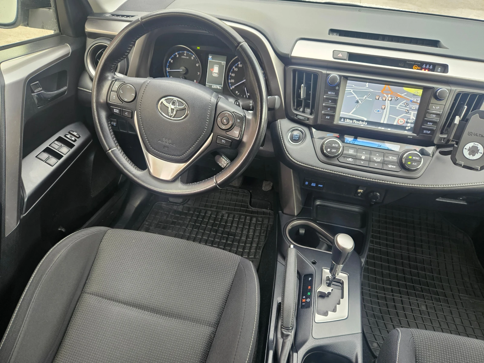 Toyota Rav4 2.0i (151hp) 4x4/AT/Dynamic/! | Mobile.bg   13