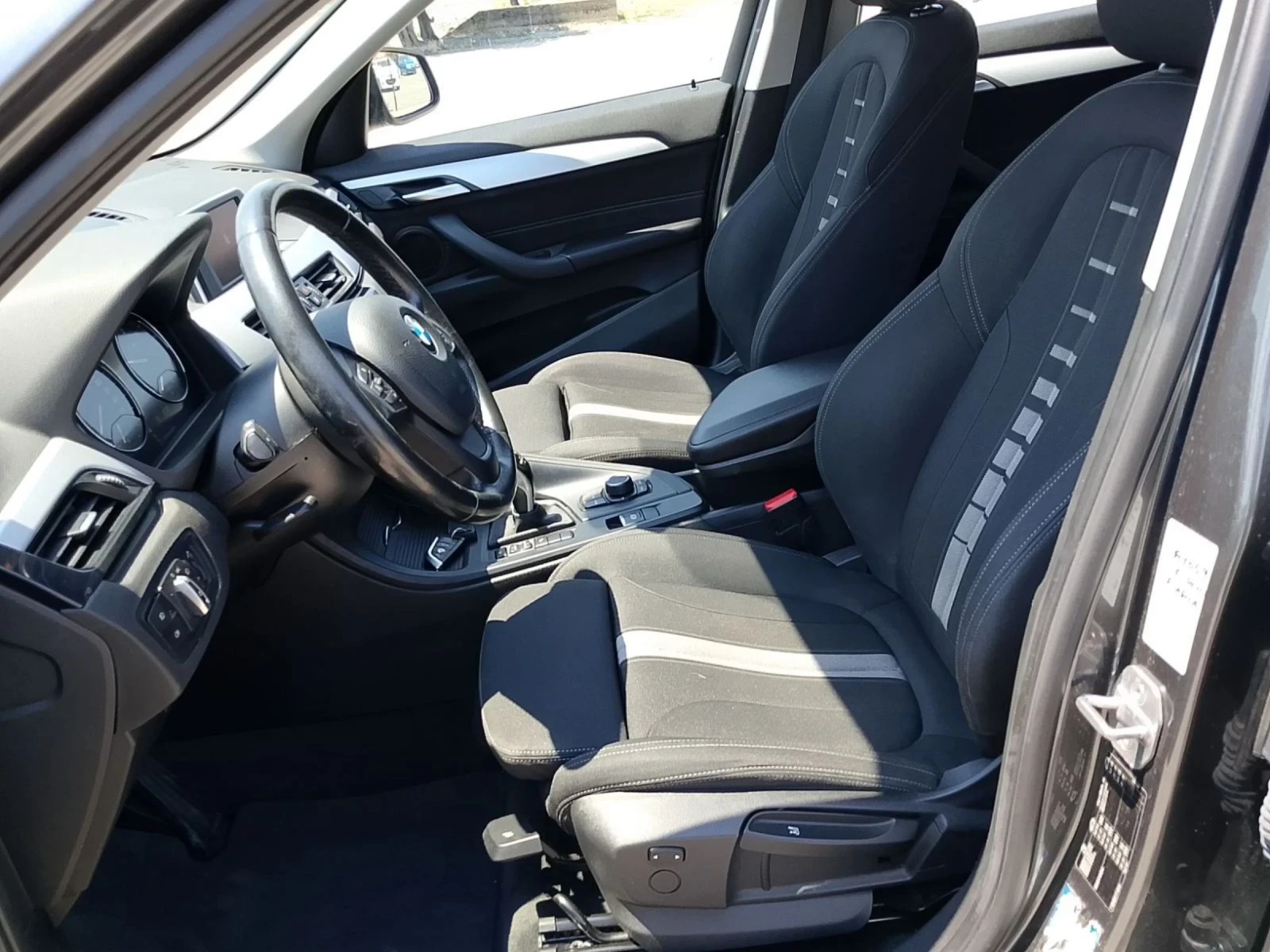 BMW X1 2.0 D - изображение 10