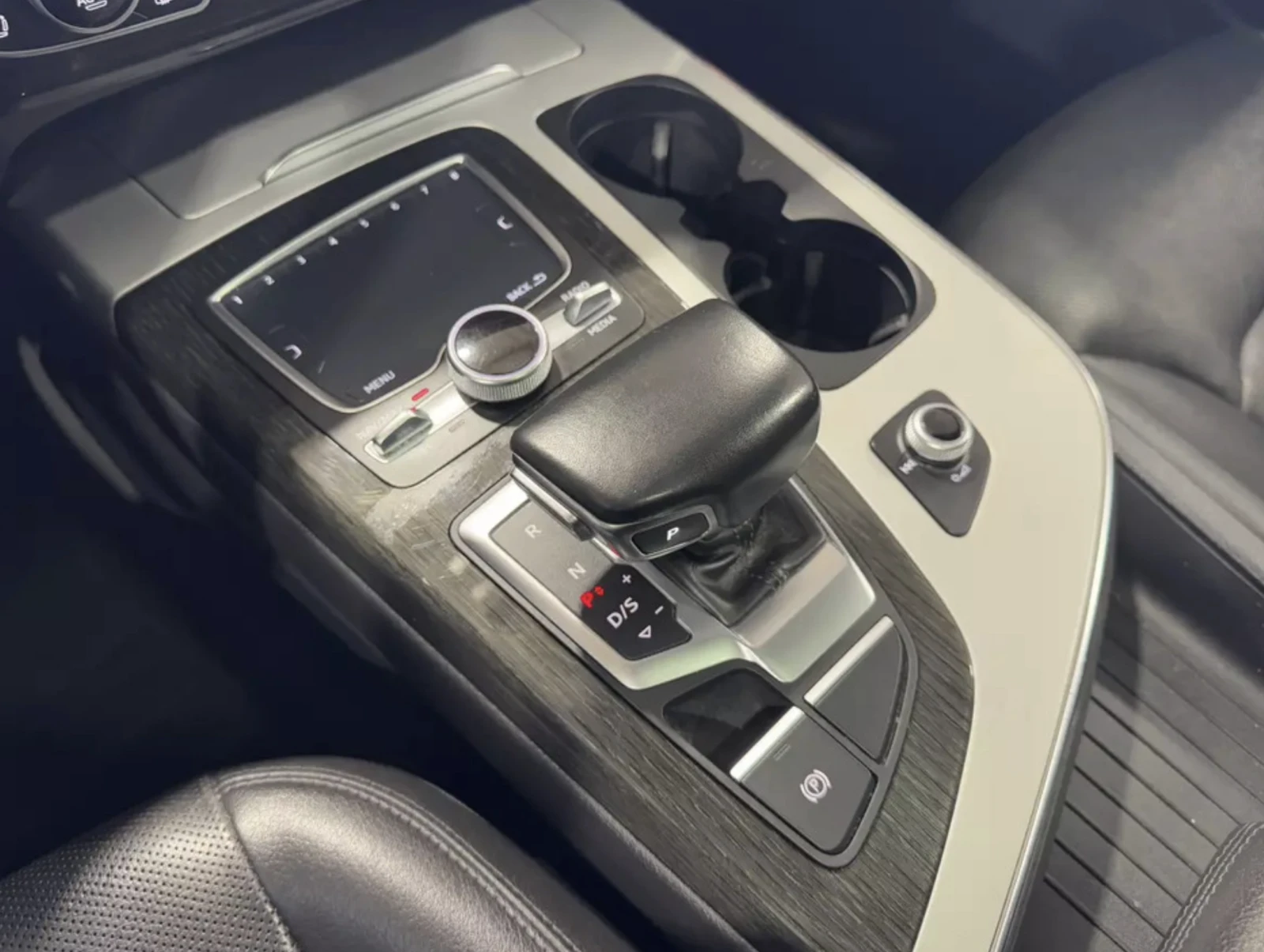 Audi Q7  | Mobile.bg   11