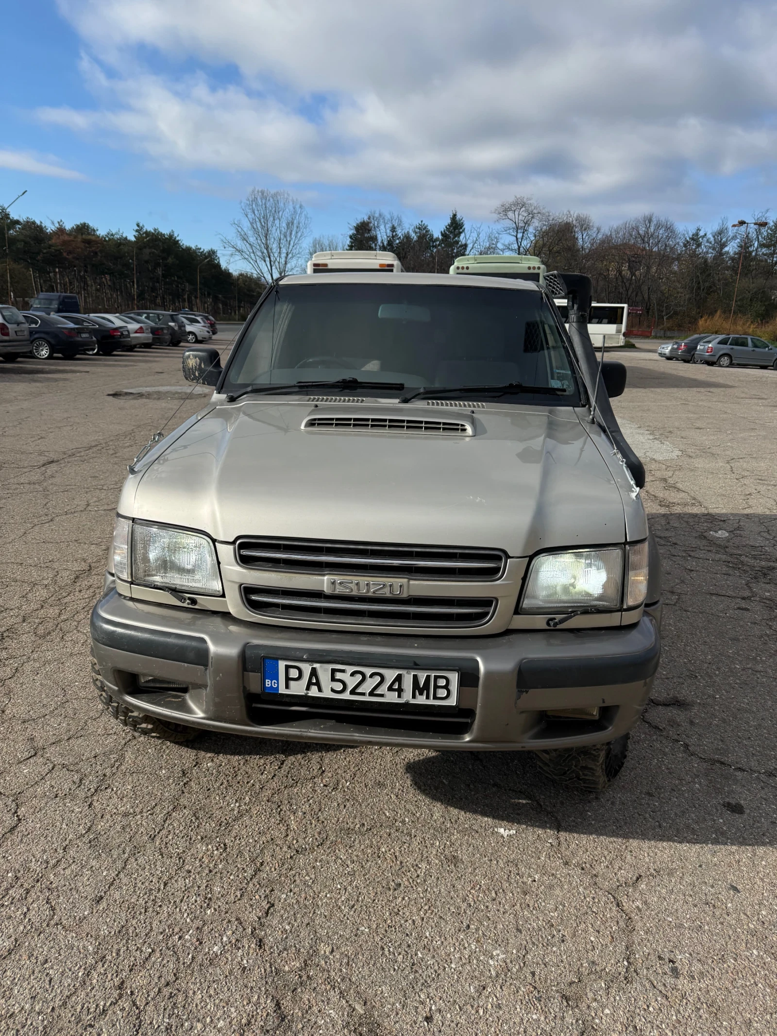 Isuzu Trooper 3.0 - изображение 2