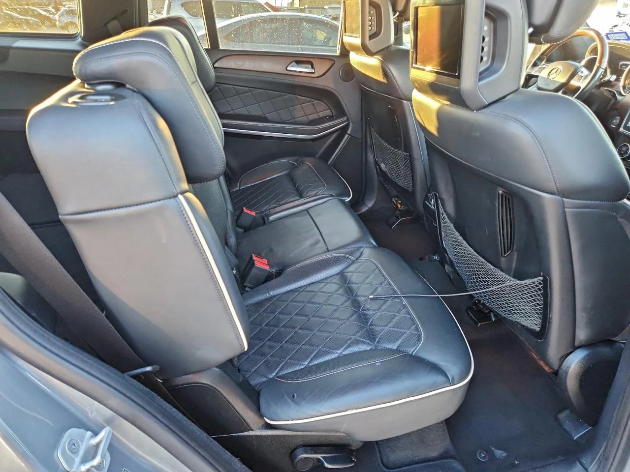 Mercedes-Benz GL 550 * 4MATIC* 360* DISTRONIC* , снимка 11 - Автомобили и джипове - 53784995