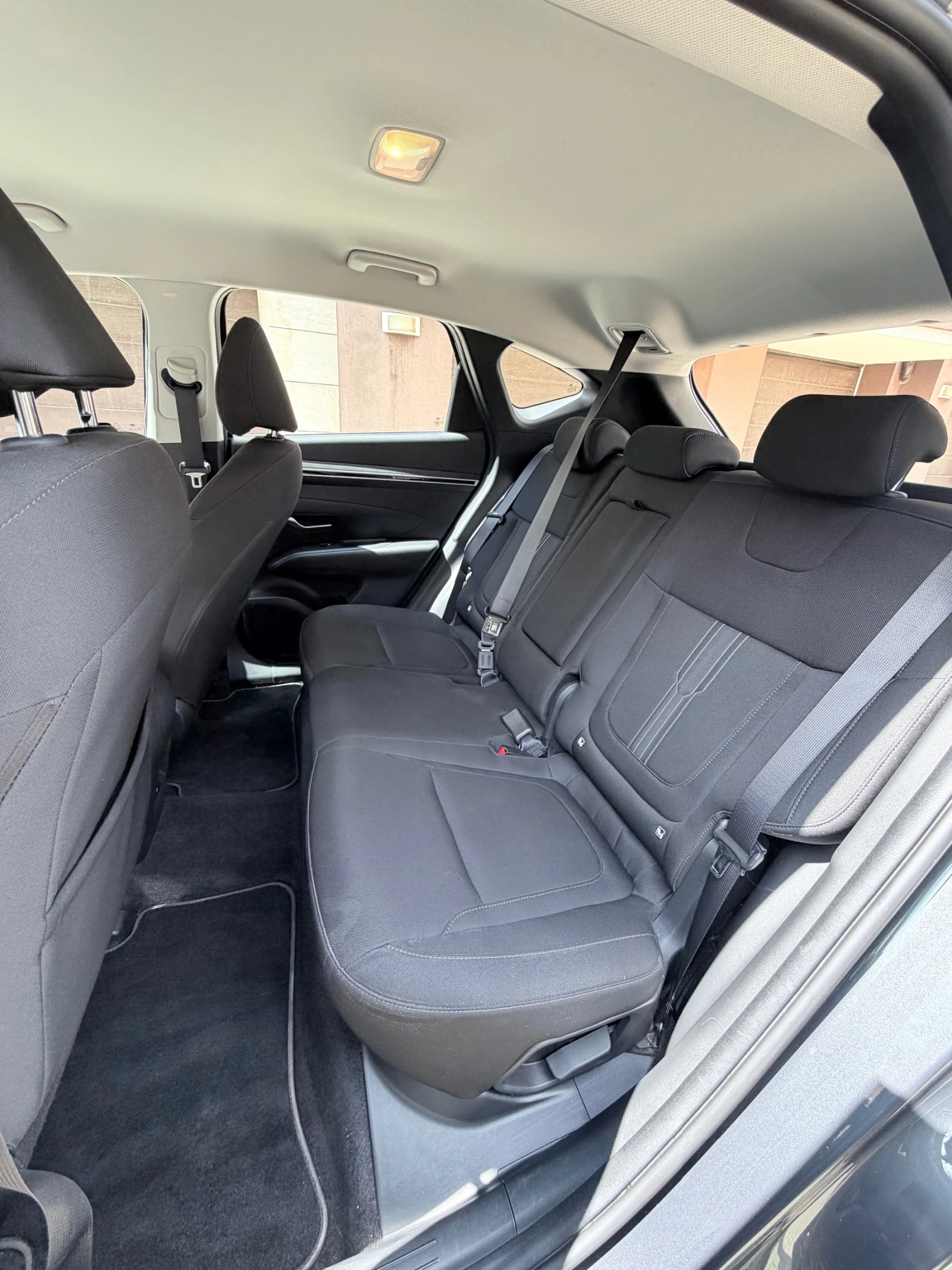 Hyundai Tucson Plug-In Hybrid AWD, снимка 14 - Автомобили и джипове - 54295609