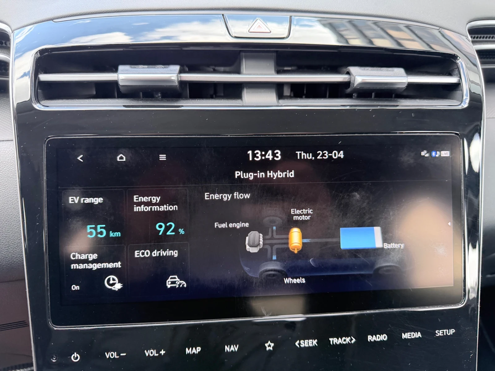 Hyundai Tucson Plug-In Hybrid AWD, снимка 11 - Автомобили и джипове - 54295609