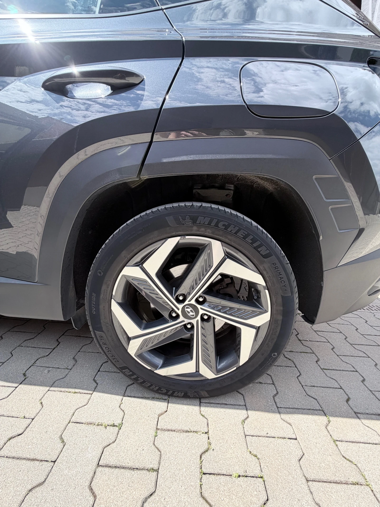 Hyundai Tucson Plug-In Hybrid AWD, снимка 15 - Автомобили и джипове - 54295609