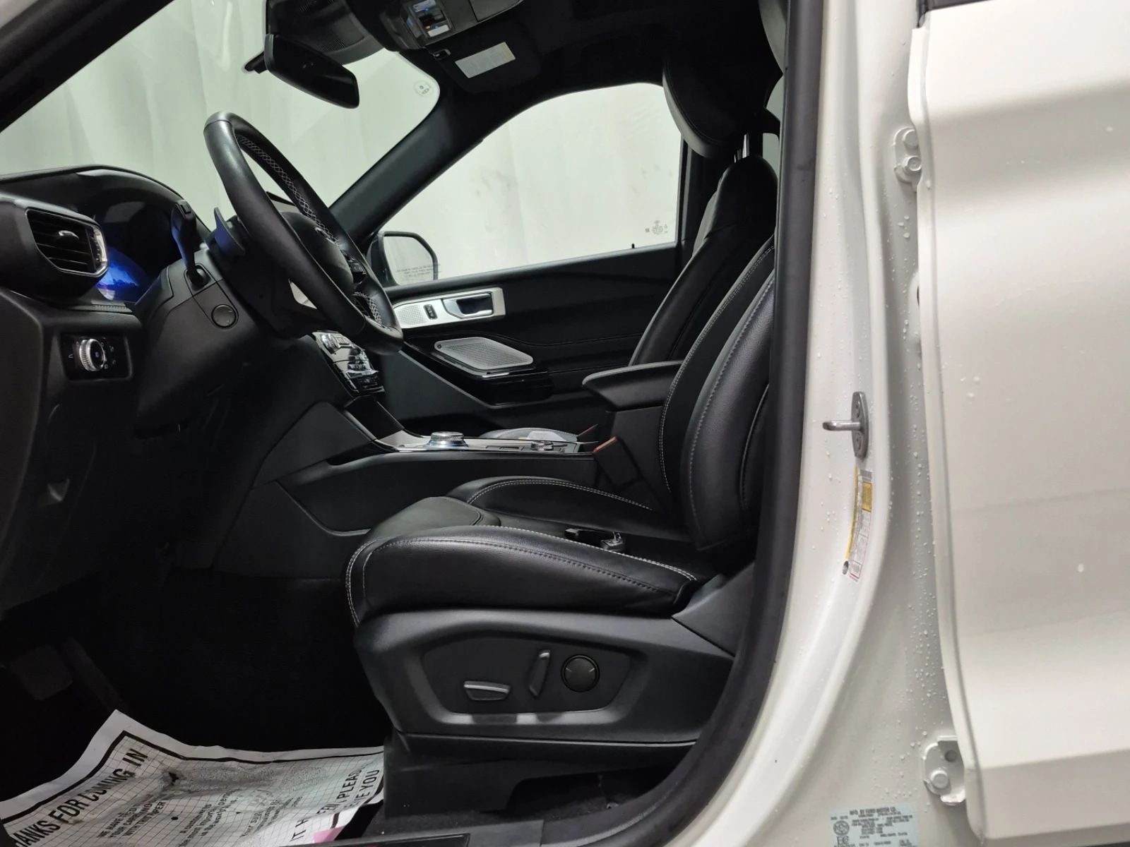 Ford Explorer ST * * CARFAX * * АВТО КРЕДИТ * * , снимка 5 - Автомобили и джипове - 54348740