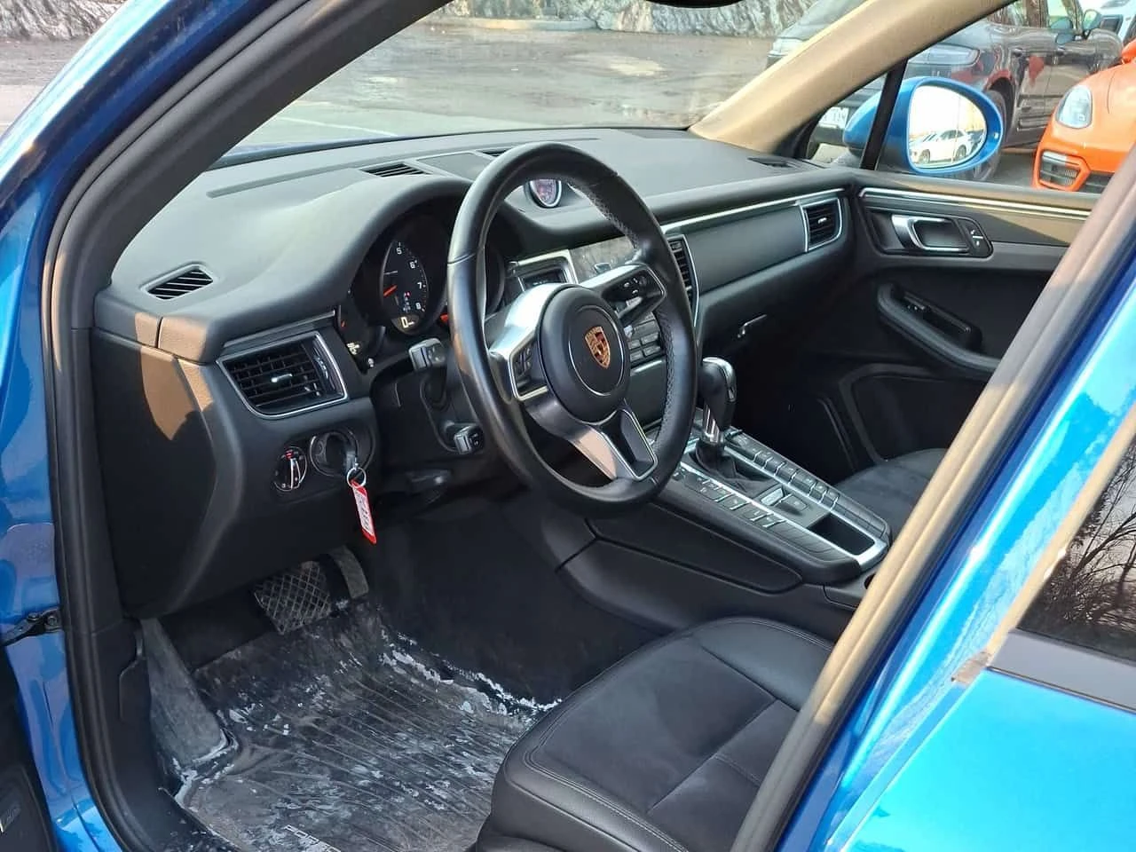 Porsche Macan * AWD * BOSE* ПОДГРЕВ* ПАНОРАМА* , снимка 4 - Автомобили и джипове - 54580941