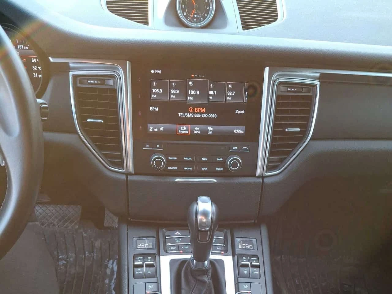 Porsche Macan * AWD * BOSE* ПОДГРЕВ* ПАНОРАМА* , снимка 7 - Автомобили и джипове - 54580941