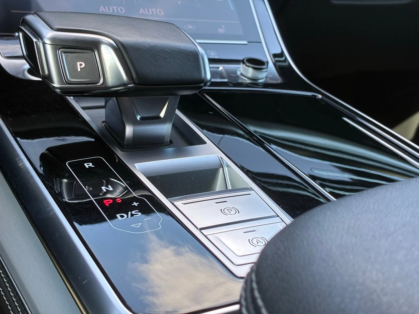 Audi Q7, снимка 16 - Автомобили и джипове - 56422151