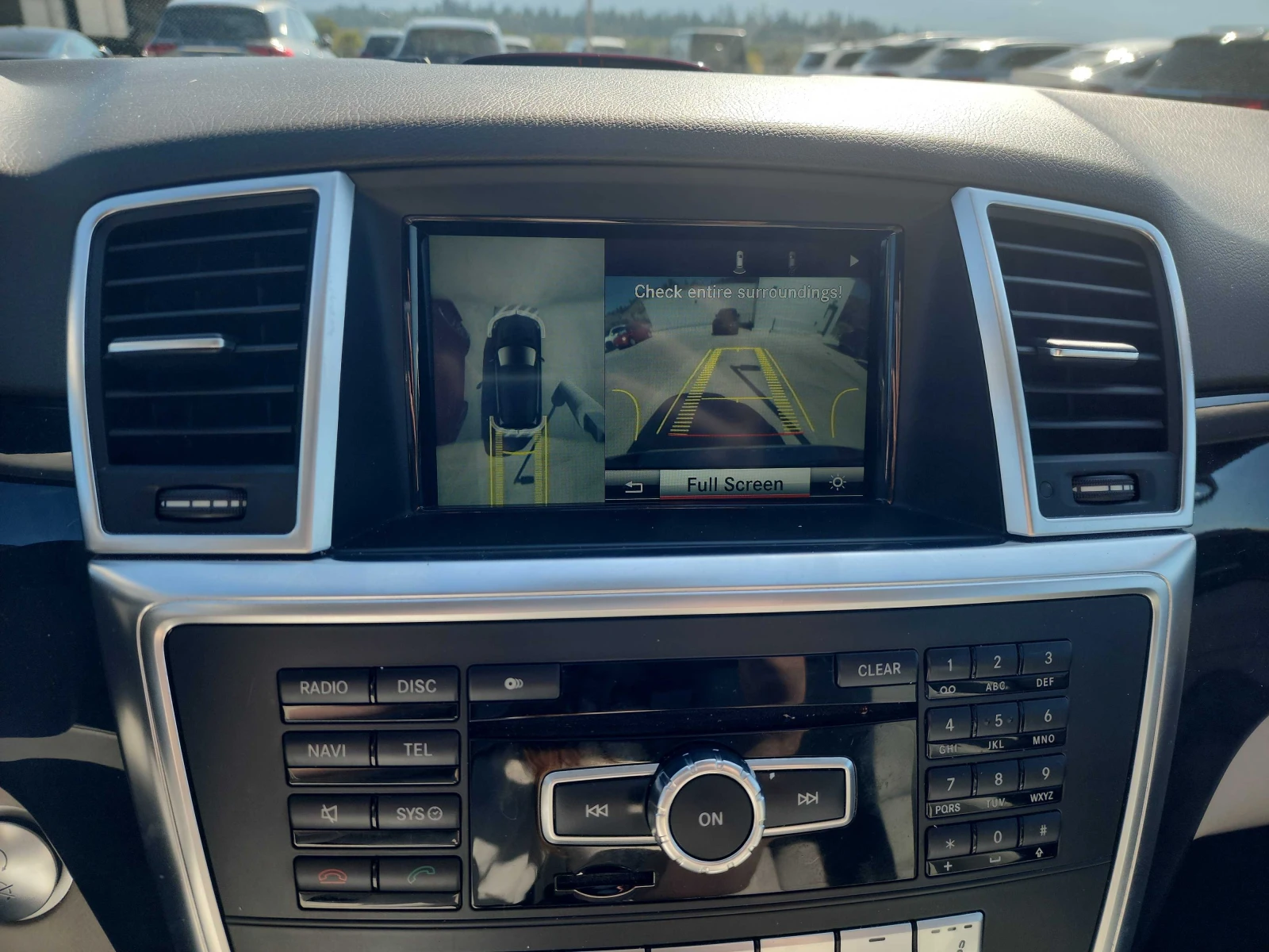 Mercedes-Benz ML 350 4MATIC* CARFAX * HARMAN KARDON * ПОДГРЕВ, снимка 12 - Автомобили и джипове - 56122921