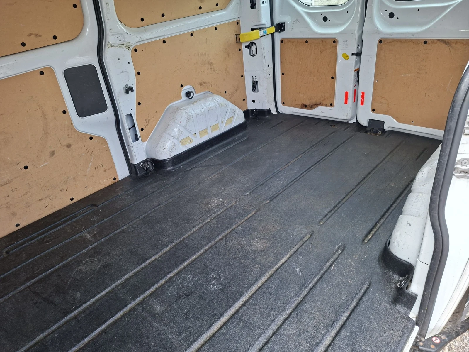 Ford Transit Custom 2.2 - изображение 7