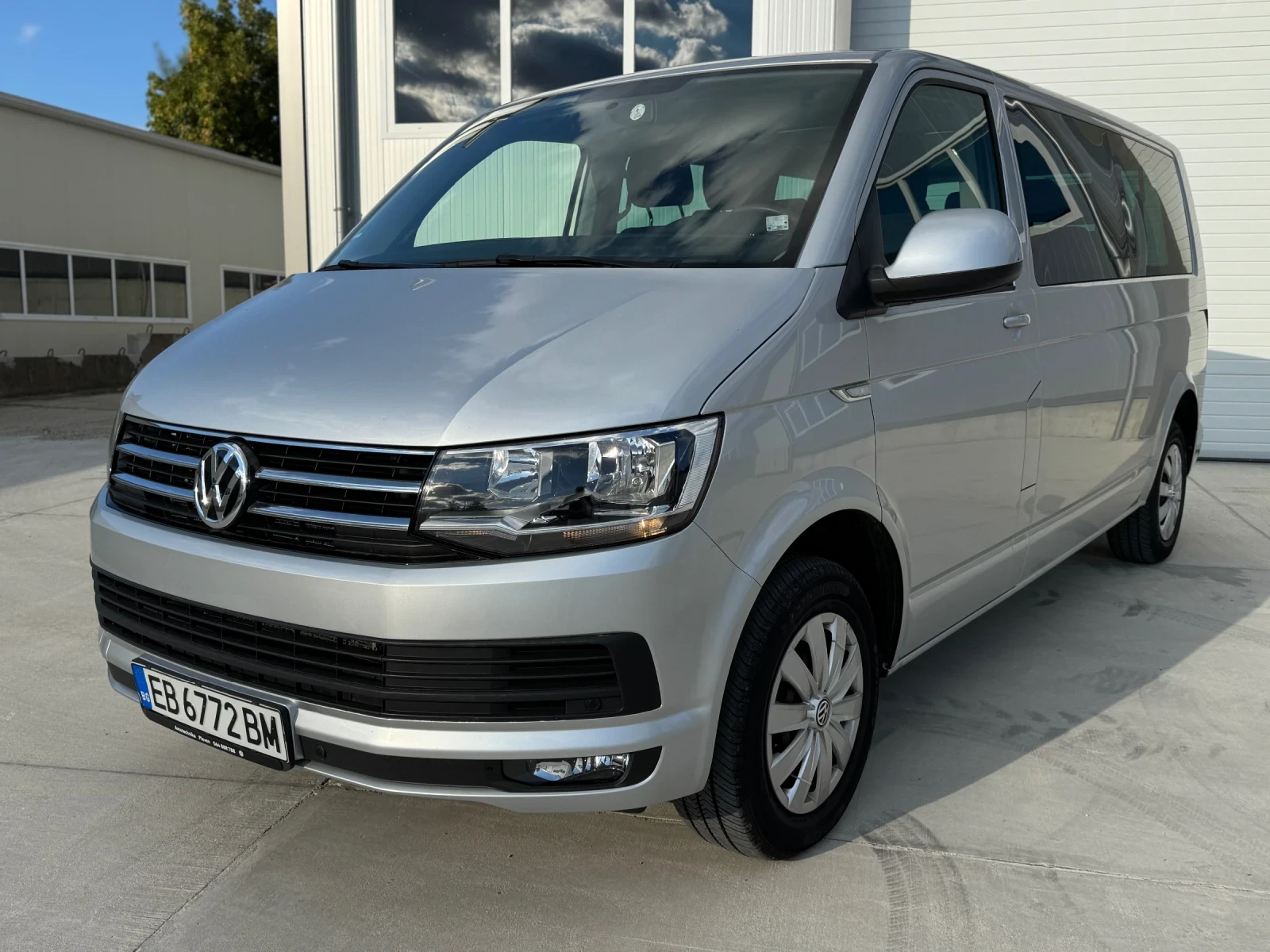 VW Caravelle 2.0TDI DSG 8+ 1 МЕСТА-ТОП!!