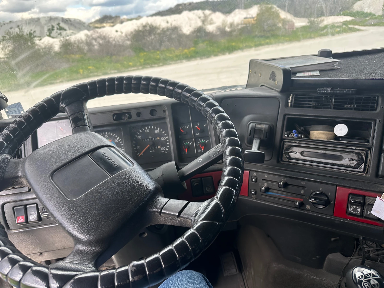 Volvo Fh 12, снимка 5 - Камиони - 54149627