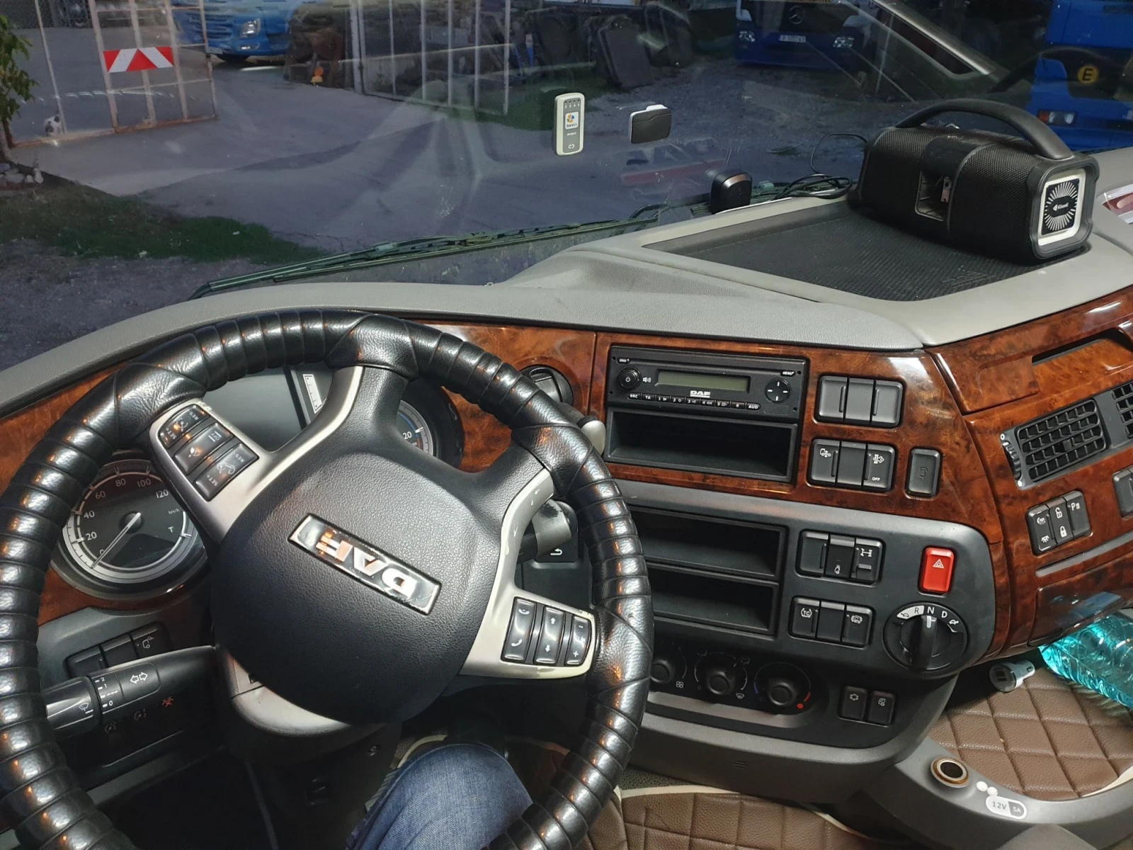 Daf FT XF 106  СЕДЕМ БРОЙКИ , снимка 9 - Камиони - 55981533