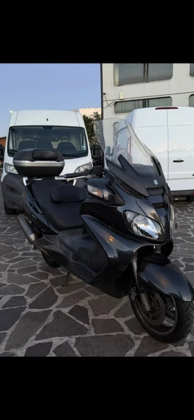 Suzuki Burgman Exekutive Много запазен работи перфектно, снимка 2
