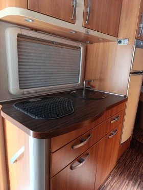 Кемпер HYMER / ERIBA B698CL, снимка 9