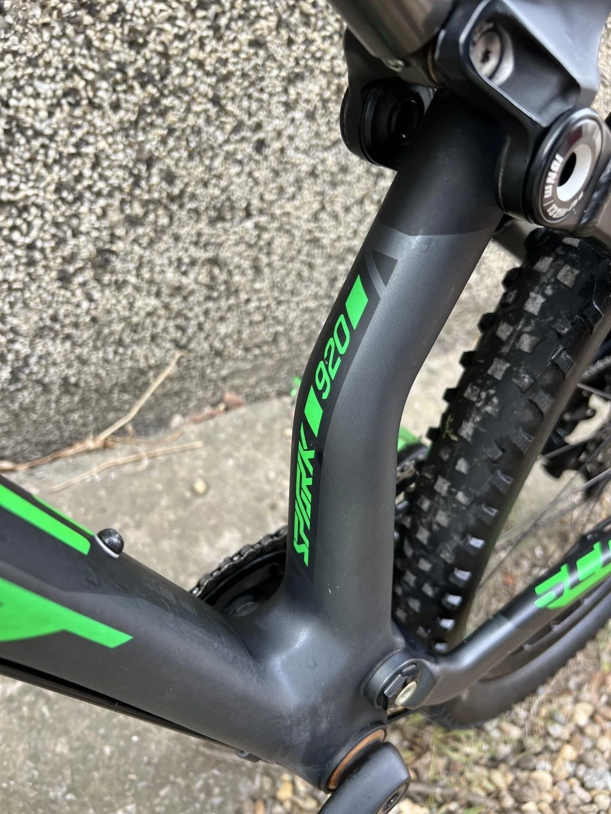  Spark 920 Carbon 29  | Mobile.bg   11