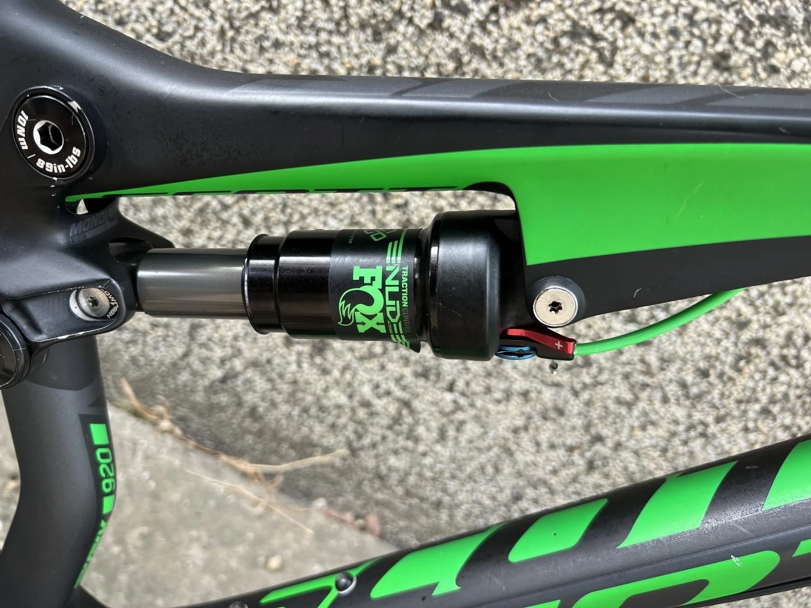  Spark 920 Carbon 29  | Mobile.bg   14